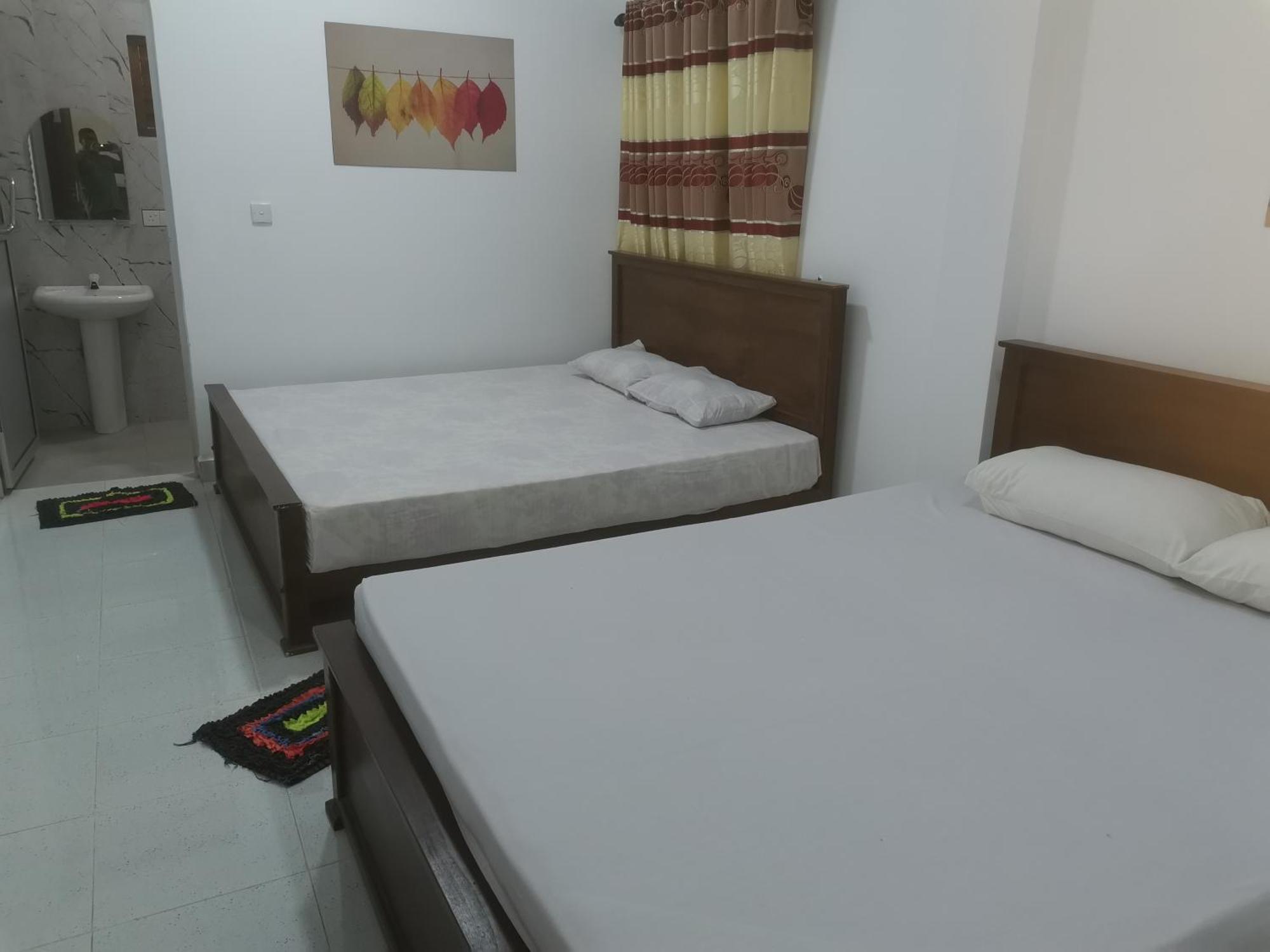 Surf Reef Beach Trincomalee Exterior foto