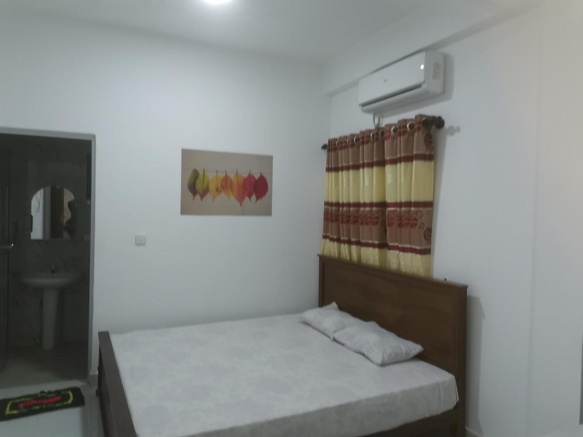 Surf Reef Beach Trincomalee Exterior foto