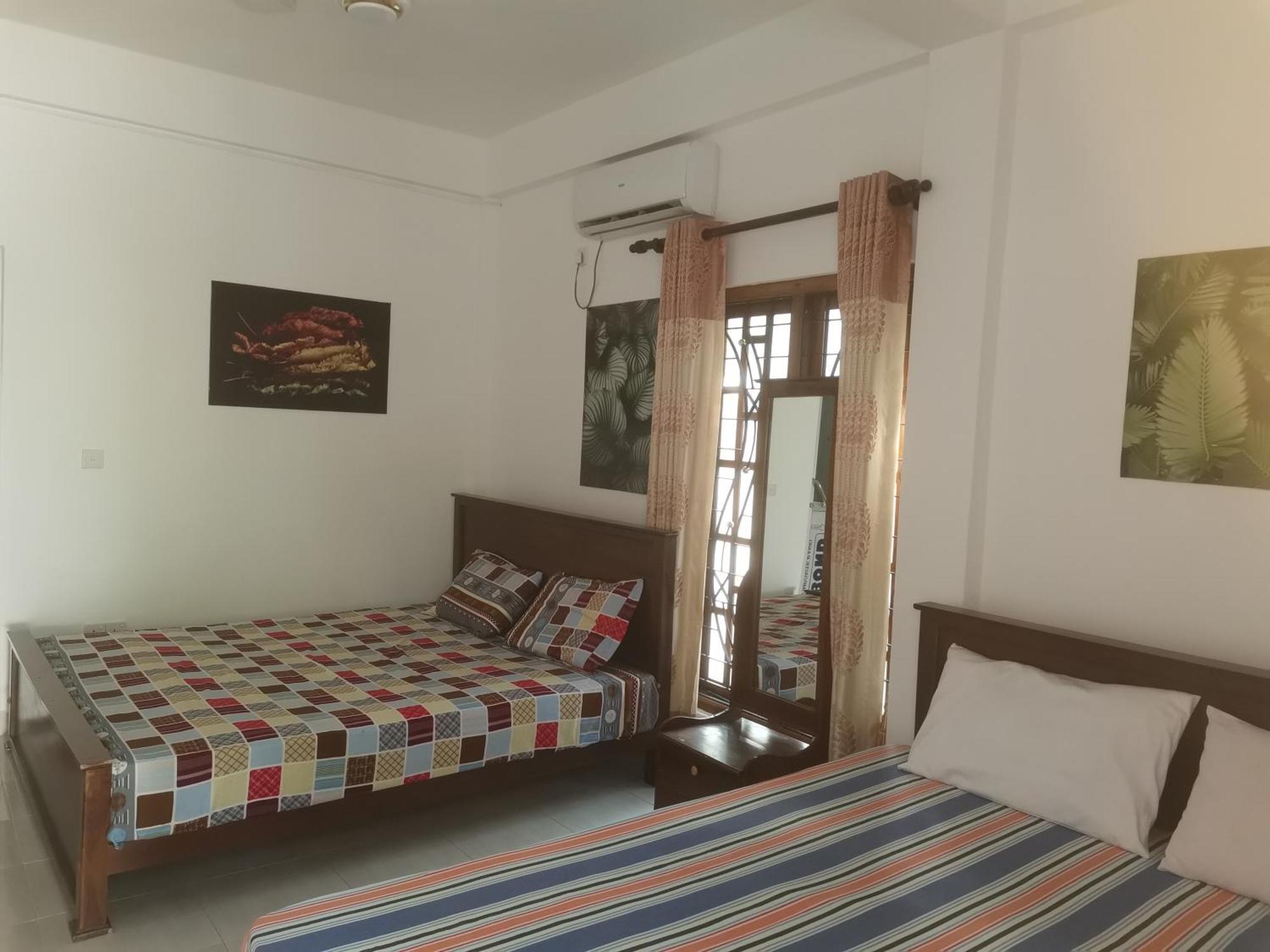 Surf Reef Beach Trincomalee Exterior foto