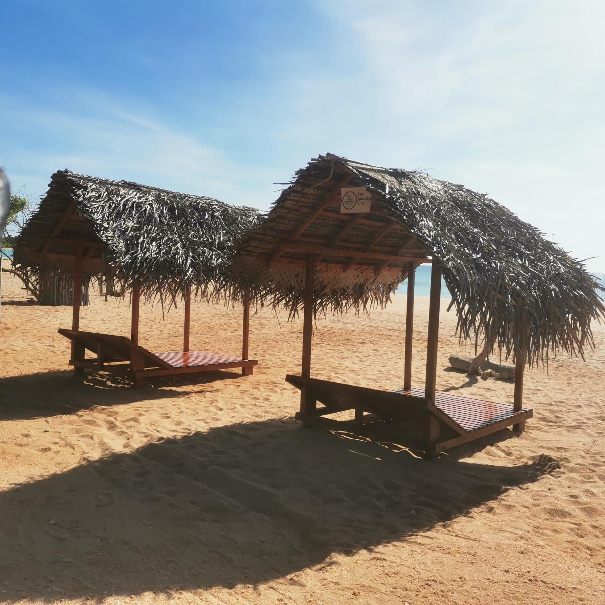 Surf Reef Beach Trincomalee Exterior foto
